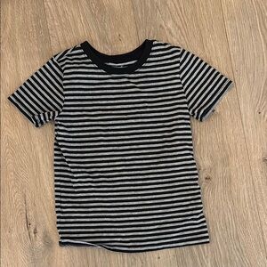 Cat & Jack Black and Gray Short Sleeve Tee